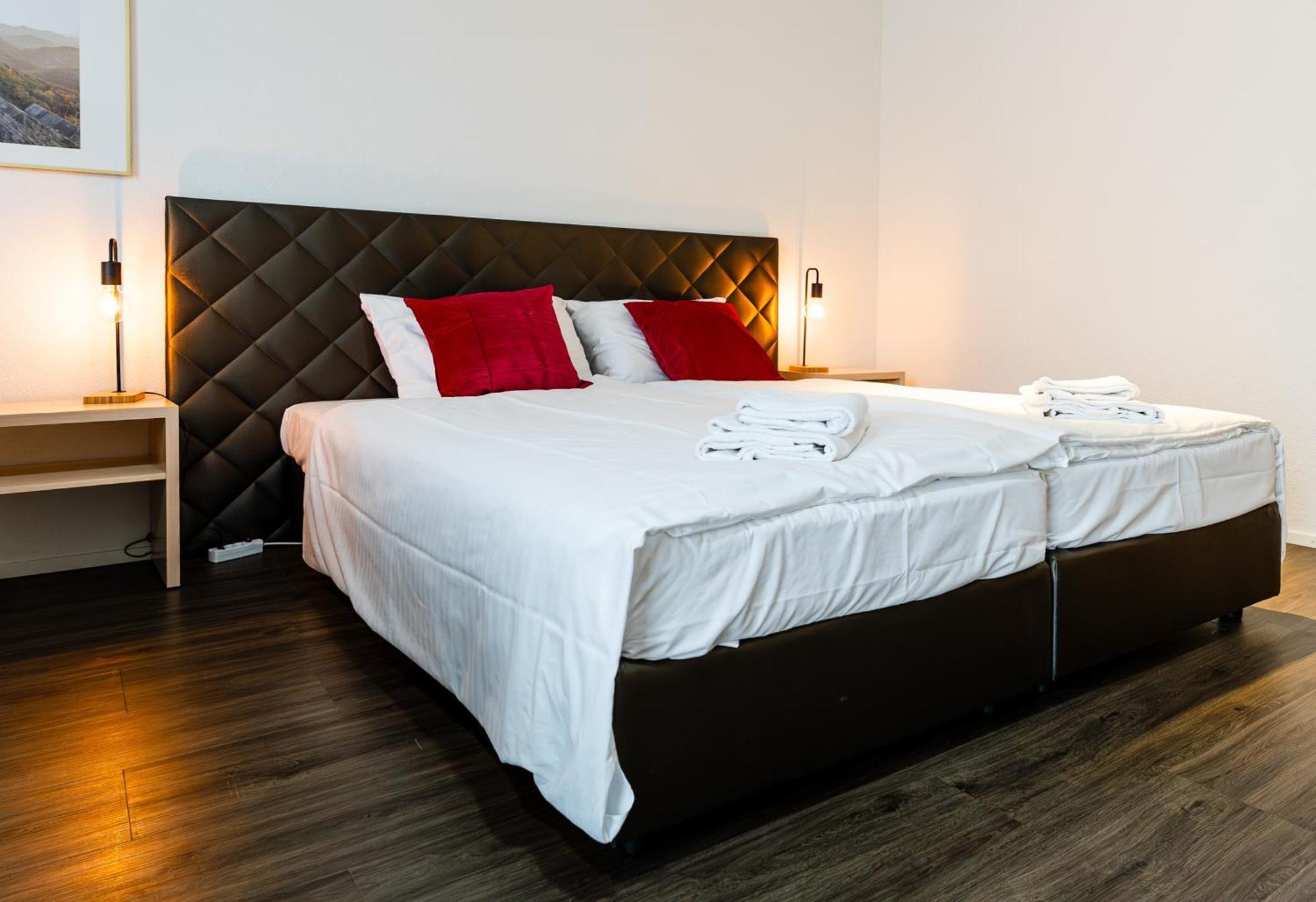 Los Lorentes Apartments Bern Airport Belp Zewnętrze zdjęcie