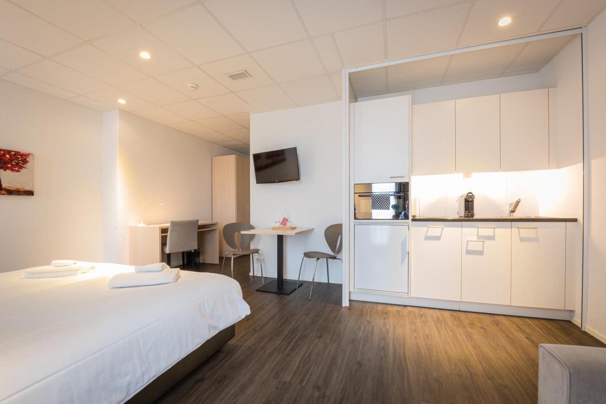 Los Lorentes Apartments Bern Airport Belp Zewnętrze zdjęcie