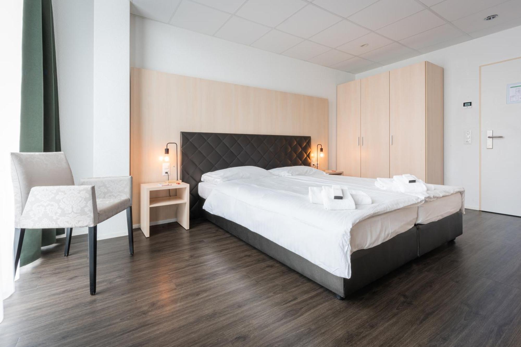 Los Lorentes Apartments Bern Airport Belp Zewnętrze zdjęcie